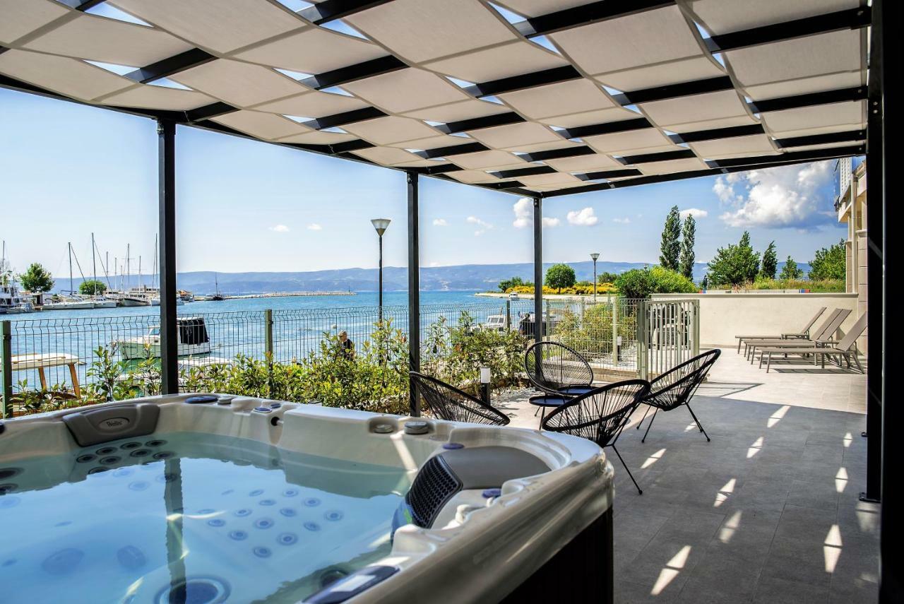 Luxury Apartment With Hot Tub 오미스 외부 사진