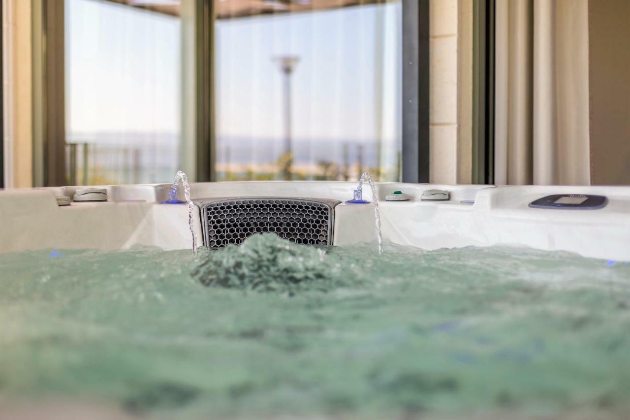 Luxury Apartment With Hot Tub 오미스 외부 사진